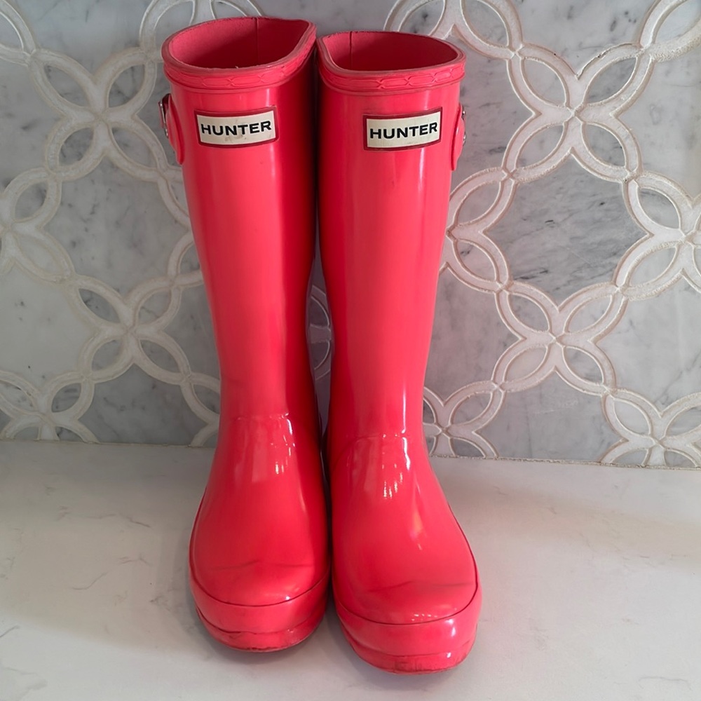 Girls pink Hunter boots.  GUC.